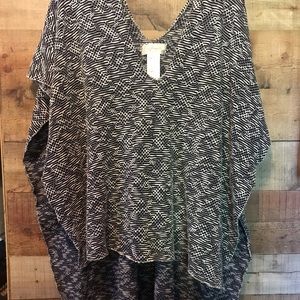 FREE PEOPLE SHORT SLEEVE PONCHO